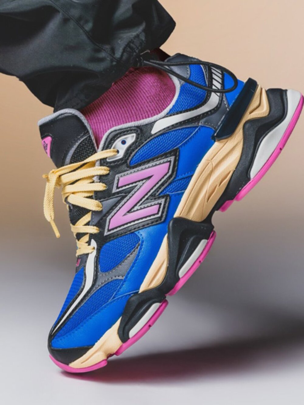 New Balance 9060 – Bold Blue, Pink & Black Colorway – Trendy Chunky Sneaker